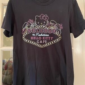 Las Vegas HELLO KITTY Cafe Women’s Medium T-Shirt Rare 1976/2019 Graphic Logo